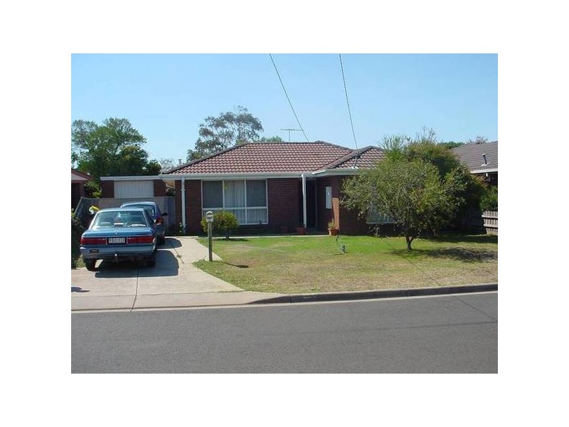 Courtney Avenue, Hoppers Crossing VIC 3029