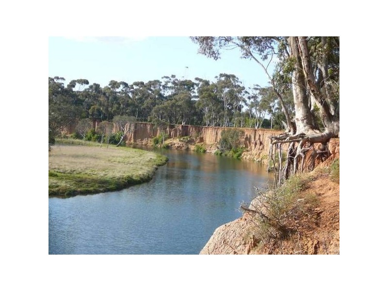 Aviation Road, Werribee South VIC 3030