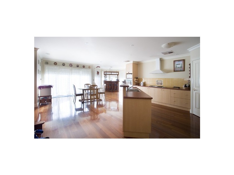 5 Conquest Drive, Werribee VIC 3030