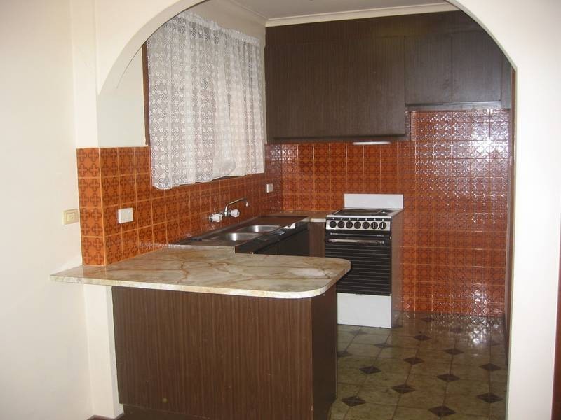 1/13 Cambridge Crescent, Werribee VIC 3030