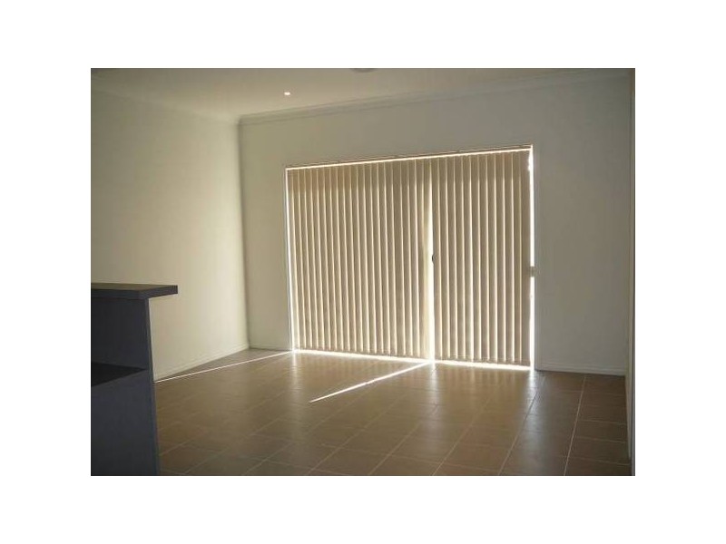 Greaves Street North, Werribee VIC 3030