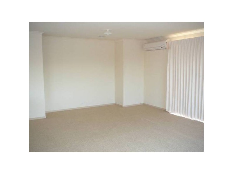 8 Chloris Court, Tarneit VIC 3029