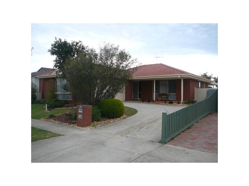 13 Ironbark Drive, Hoppers Crossing VIC 3029