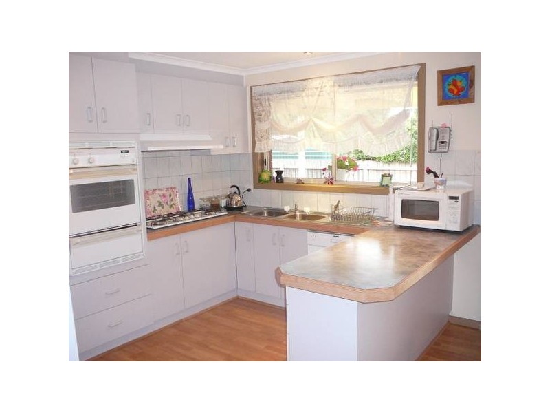 13 Ironbark Drive, Hoppers Crossing VIC 3029