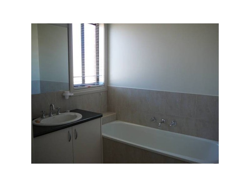 34 Bradman Drive, Tarneit VIC 3029