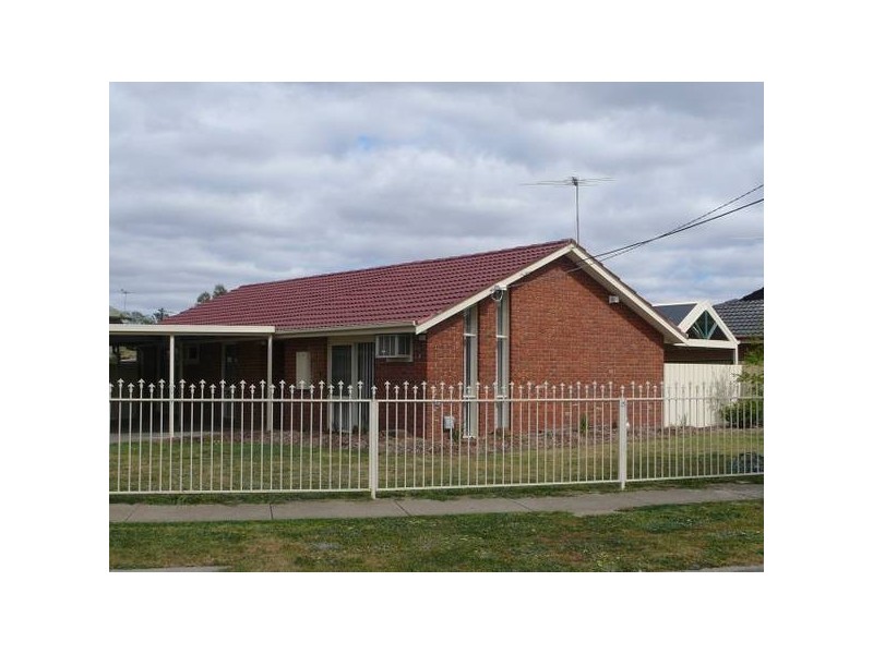 26 Daphne Crescent, Werribee VIC 3030