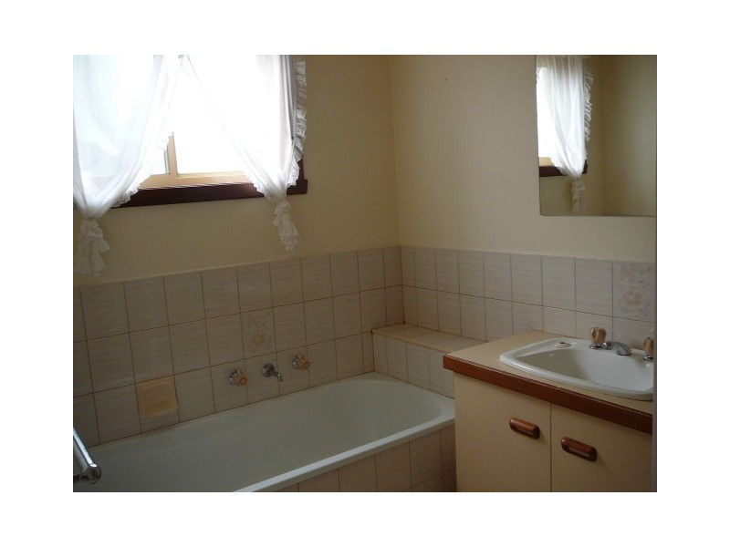 4/14-16 Mambourin Street, Werribee VIC 3030