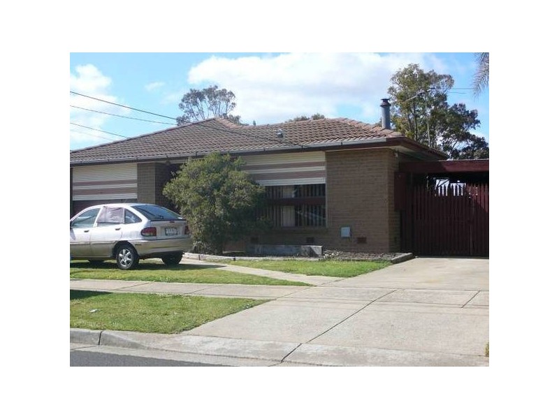 8 Cooroombong Street, Werribee VIC 3030