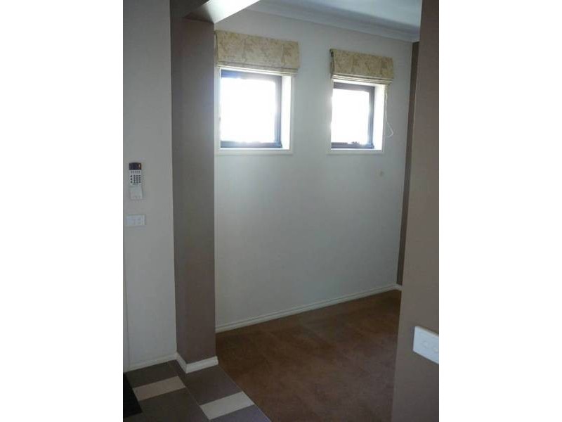 32 Urban Drive, Truganina VIC 3029