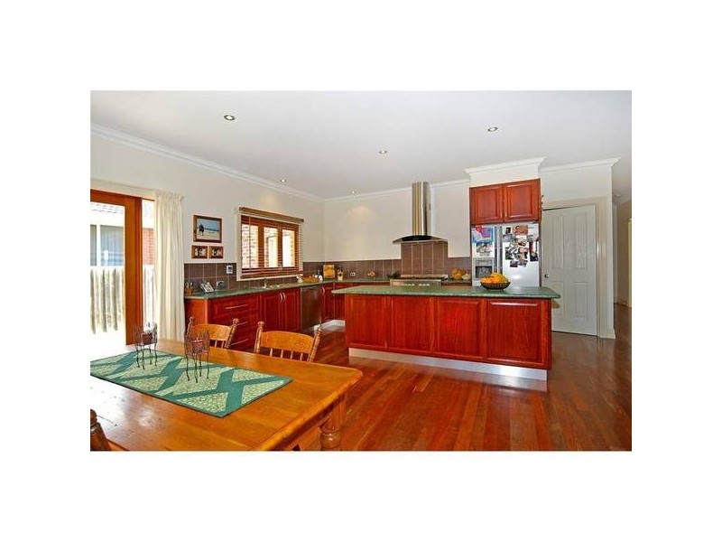 28 Carshalton Court, Hoppers Crossing VIC 3029
