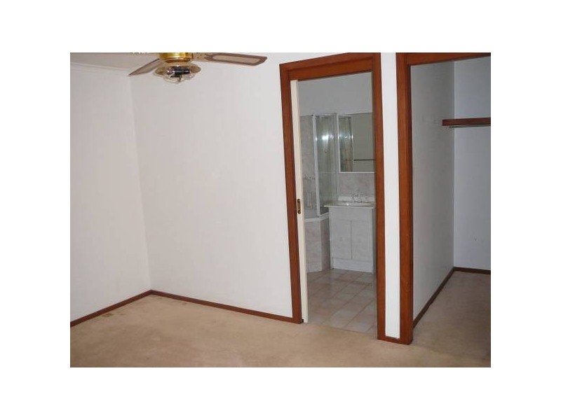 22 Blackforest Road, Werribee VIC 3030