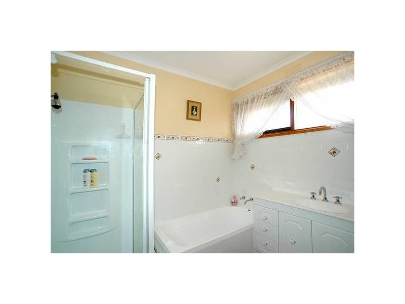 89 Princes Highway, Werribee VIC 3030