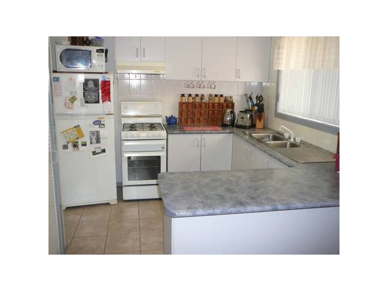 1 Thoroughbred Avenue, Werribee VIC 3030