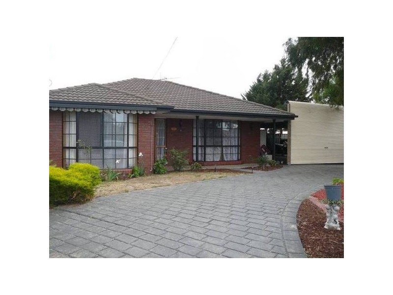 11 Greenshank Court, Werribee VIC 3030