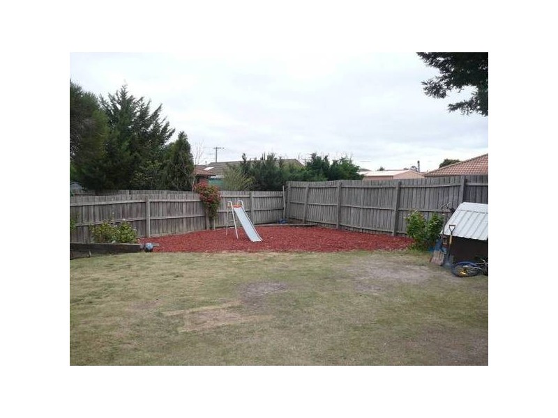 11 Greenshank Court, Werribee VIC 3030