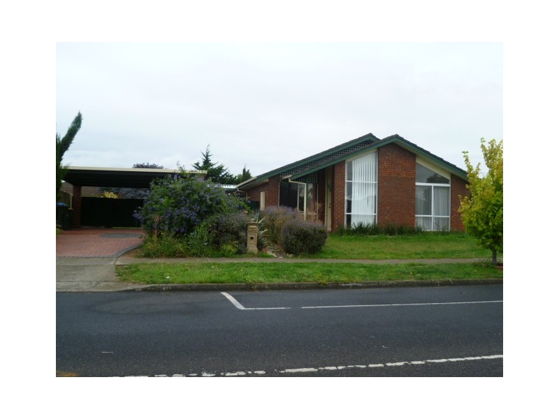 40 Barber Drive, Hoppers Crossing VIC 3029
