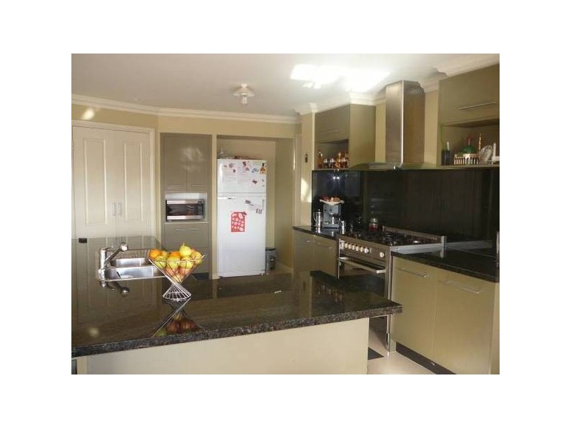 48 Baden Powell Drive, Tarneit VIC 3029