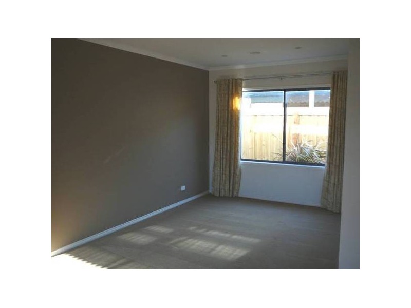 32 Urban Dr., Truganina VIC 3029