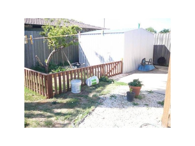 1/2 Bartlett Crescent, Hoppers Crossing VIC 3029