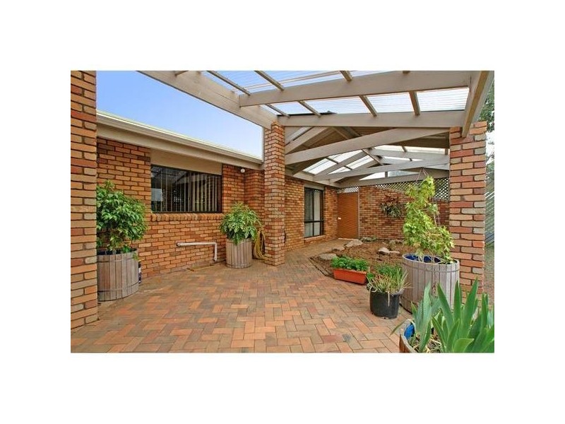14 McLeans Road, Little River VIC 3211