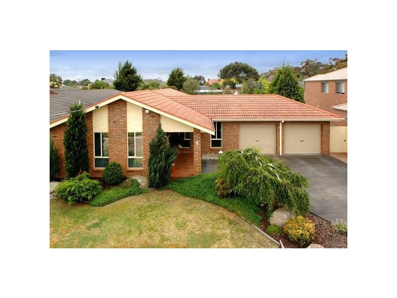 6 Westleigh Drive, Werribee VIC 3030