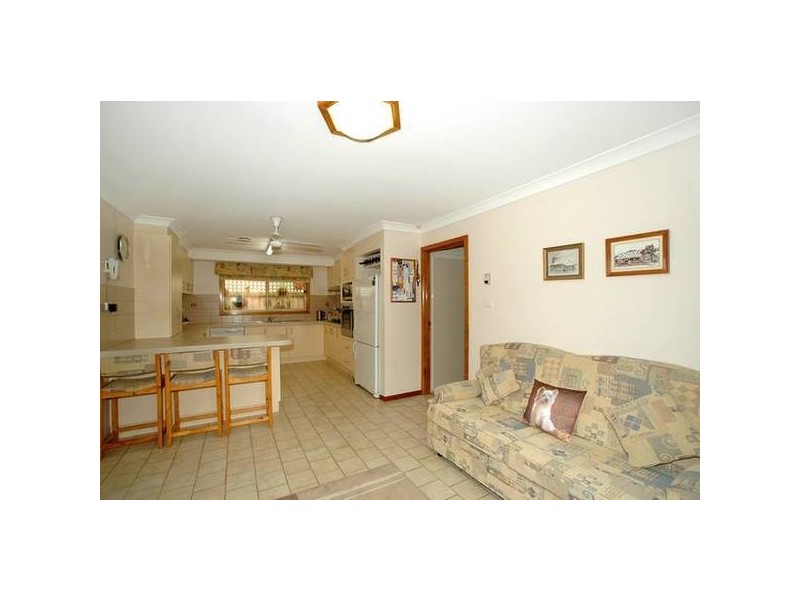 6 Westleigh Drive, Werribee VIC 3030