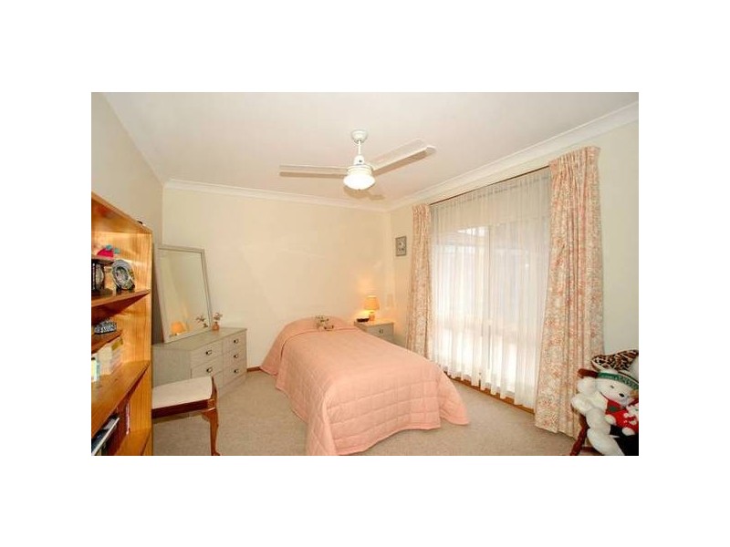 6 Westleigh Drive, Werribee VIC 3030