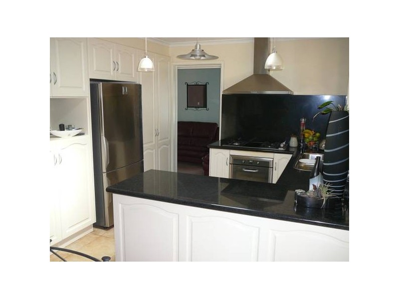 30 Huntingfield Drive, Hoppers Crossing VIC 3029