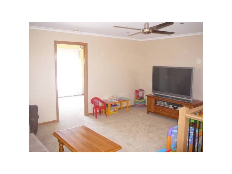 24 Briardale Drive, Werribee VIC 3030