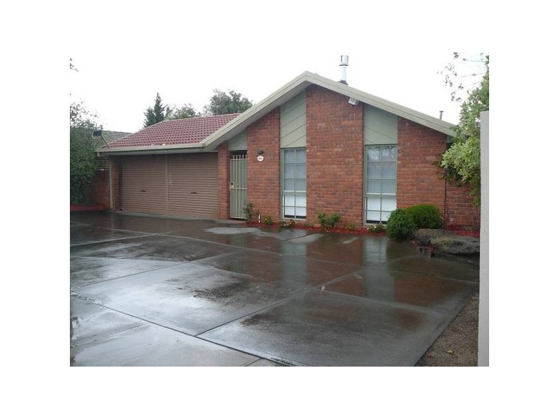 82 Bellbridge Drive, Hoppers Crossing VIC 3029