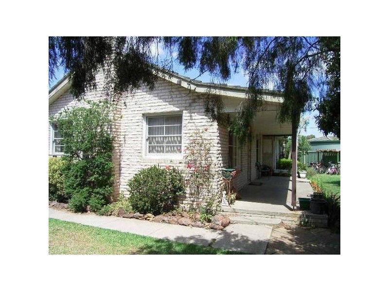 32 Whiton Grove, Wyndham Vale VIC 3024