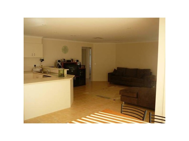 23 Castleton Avenue, Tarneit VIC 3029