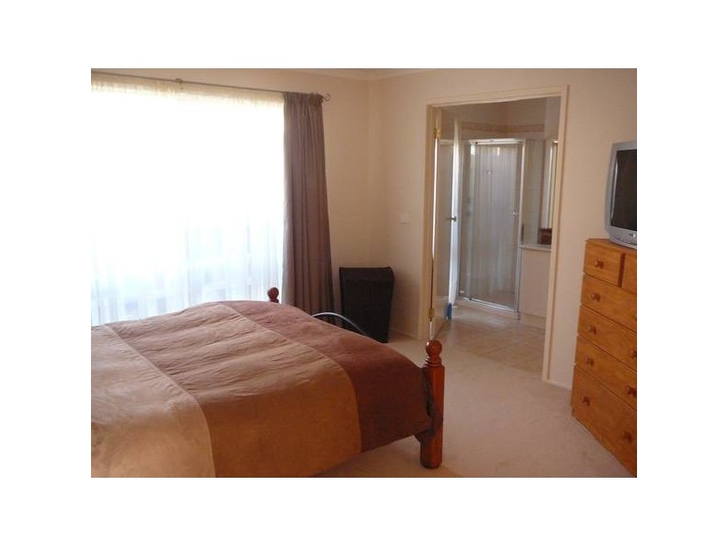 23 Castleton Avenue, Tarneit VIC 3029