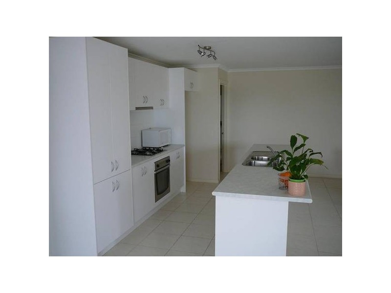 6 Ologhlen Drive, Wyndham Vale VIC 3024