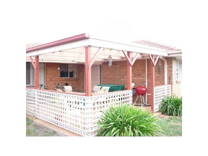 12 Greenshank Crt, Werribee VIC 3030