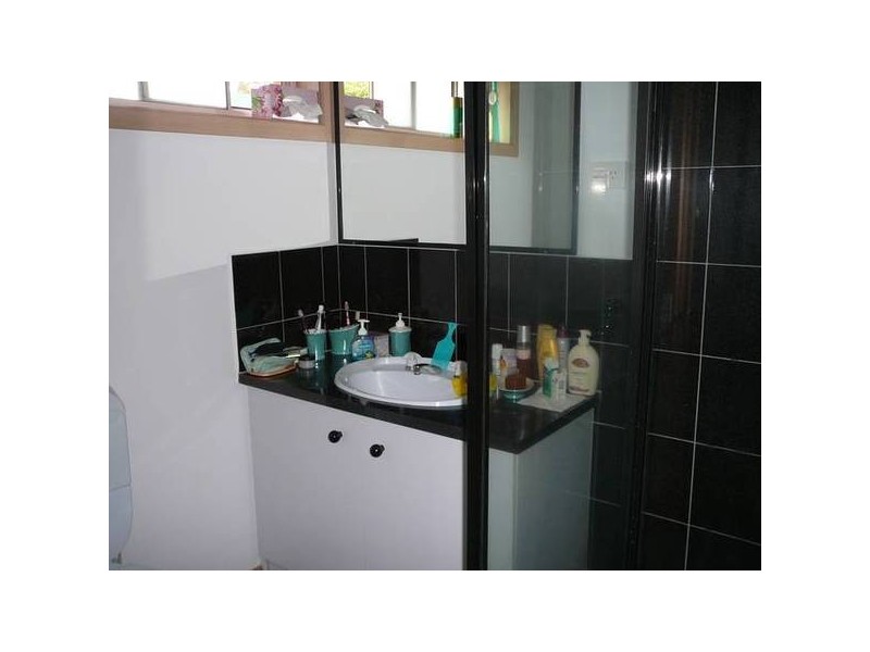 12 Greenshank Crt, Werribee VIC 3030