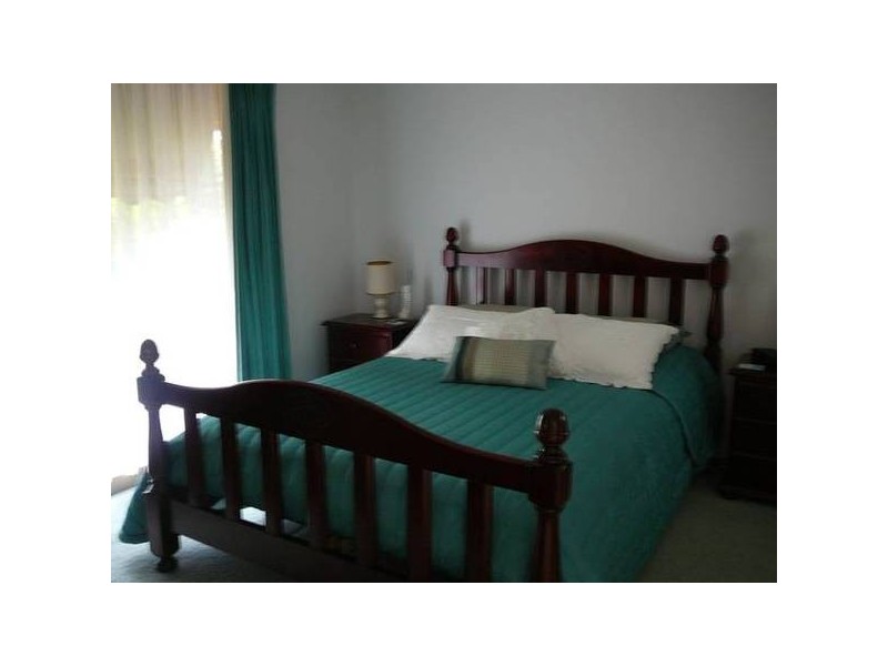 12 Greenshank Crt, Werribee VIC 3030