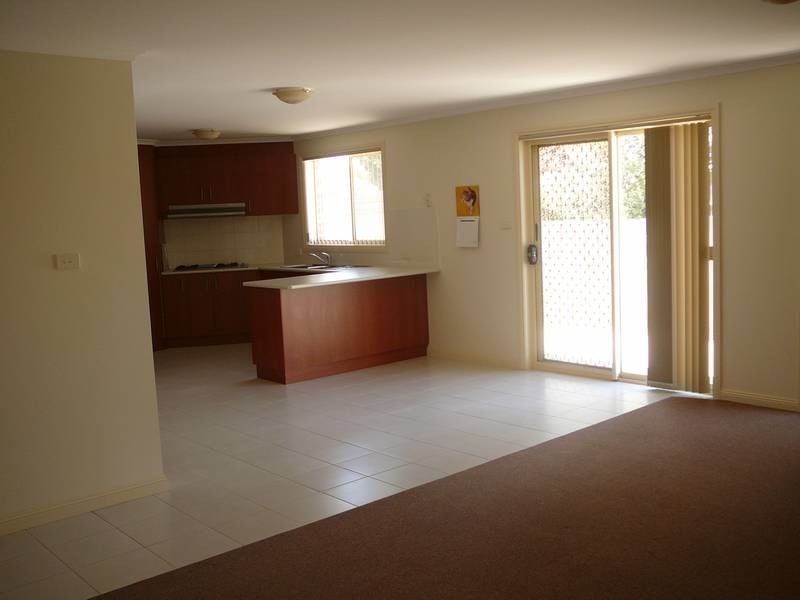 6/6-10 Latham Street, Werribee VIC 3030