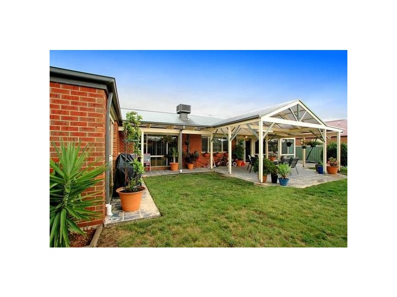 32 Birch Court, Wyndham Vale VIC 3024