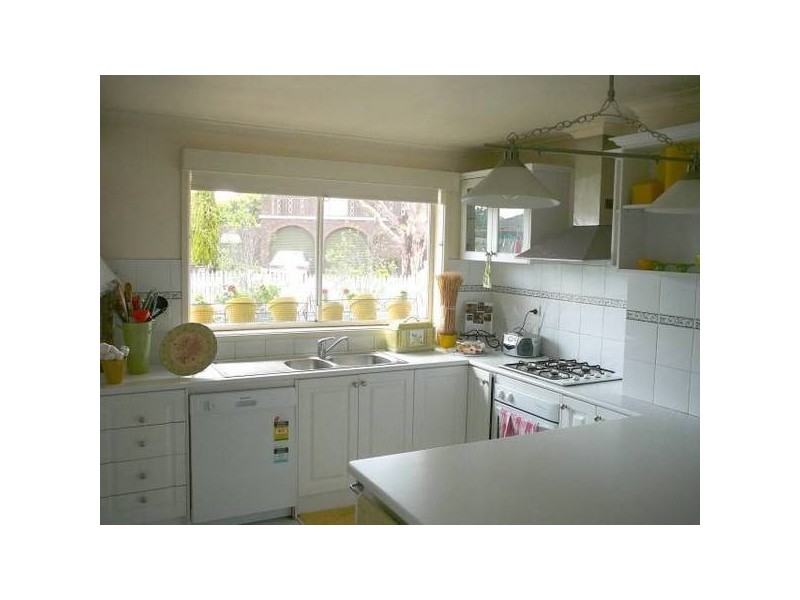 1 Don Avenue, Hoppers Crossing VIC 3029