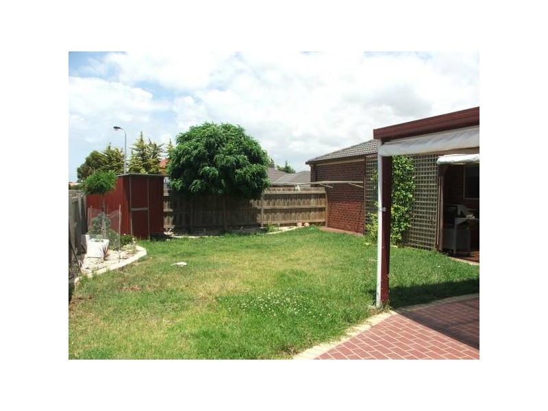 46 Dongala Drive, Werribee VIC 3030
