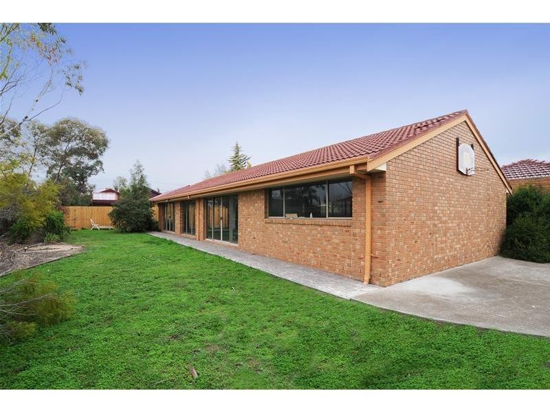 12 Coolabah Crescent, Hoppers Crossing VIC 3029