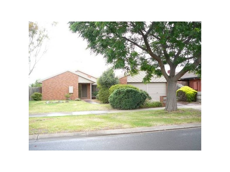 16 John Street, Werribee VIC 3030