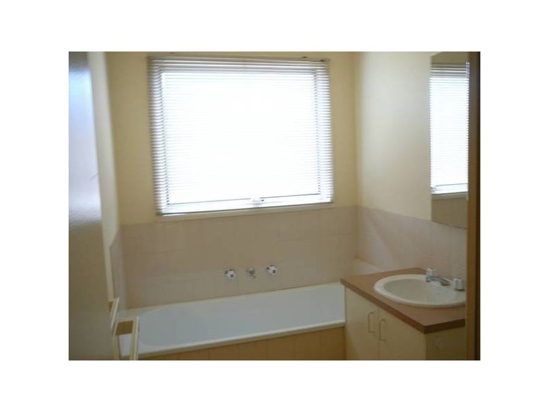 16 John Street, Werribee VIC 3030