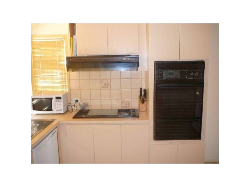 252 Greaves Street North, Werribee VIC 3030