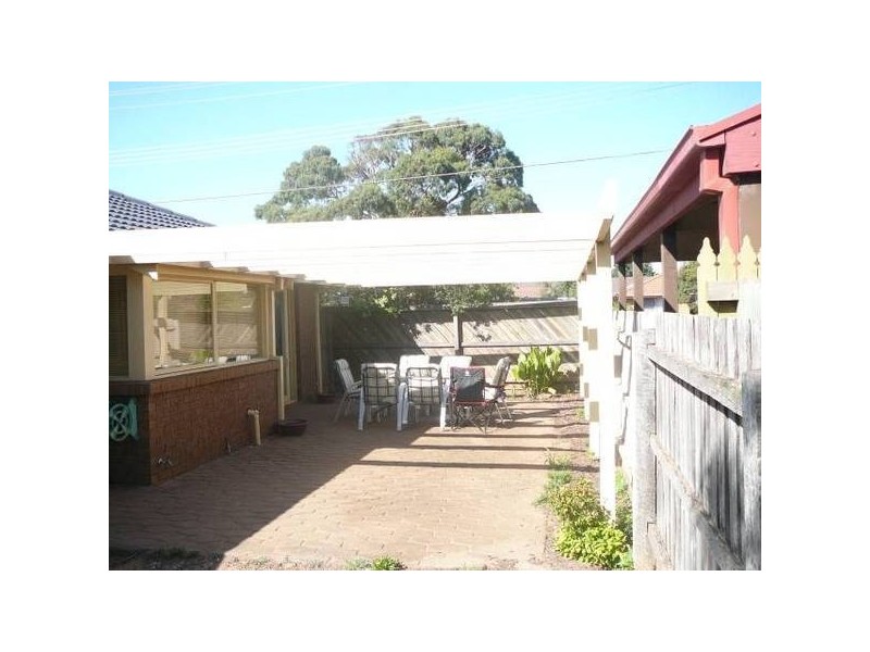 252 Greaves Street North, Werribee VIC 3030