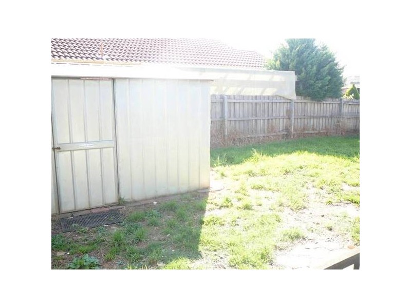 252 Greaves Street North, Werribee VIC 3030