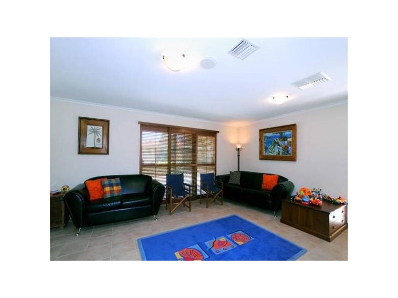 9 Jillard Walk, Hoppers Crossing VIC 3029