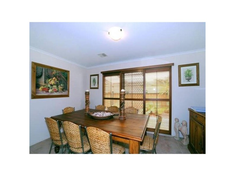 9 Jillard Walk, Hoppers Crossing VIC 3029