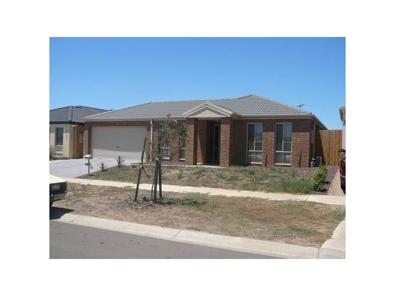 10 Pilotbird Way, Tarneit VIC 3029